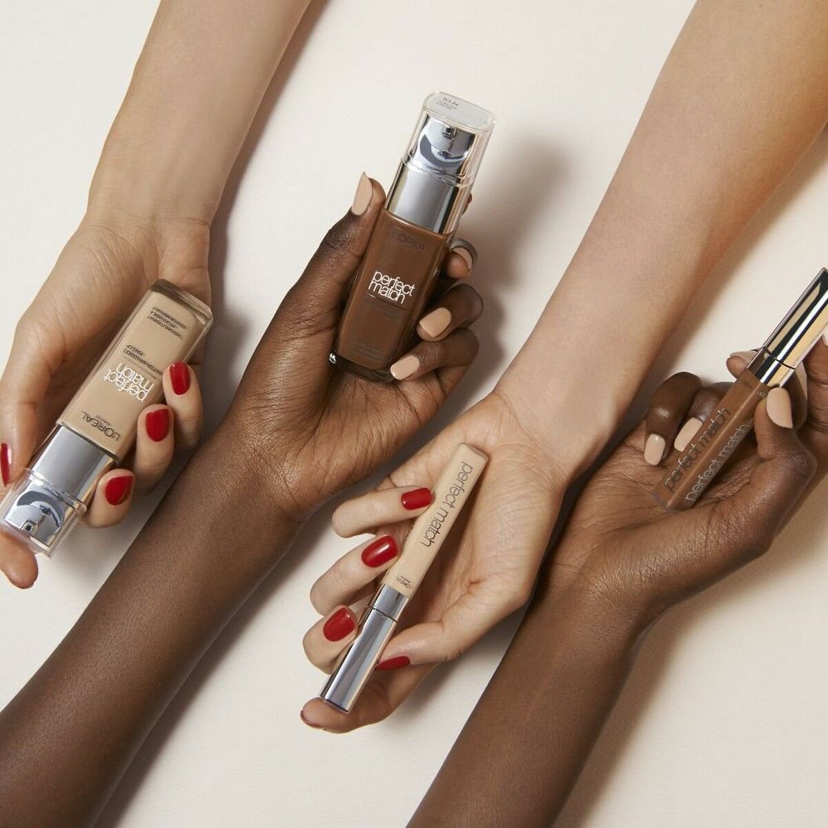 V9HFB4C535800D7C4DBE95C223D2ADE095CR3664625P9