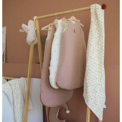 V4H9285F370F4EECA48E042CC95E76D2A82R5775259P3