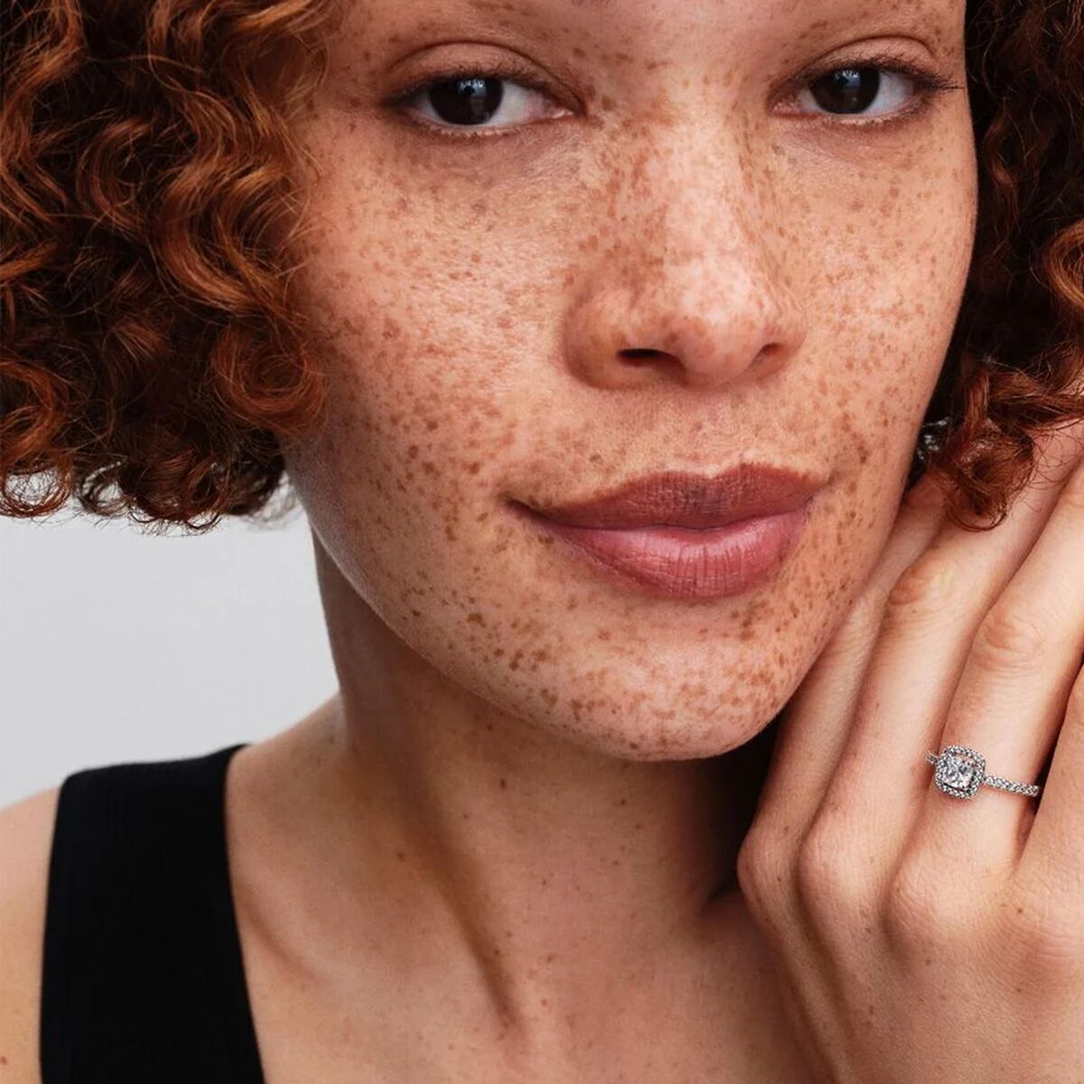 V3HF4C9689CFEAE5E38EA239B7F7BCBADBCR7538273P4