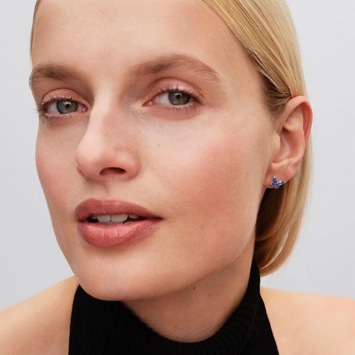 V3HF3C071EA5846699D8C4FE7277999690DR7514924P4