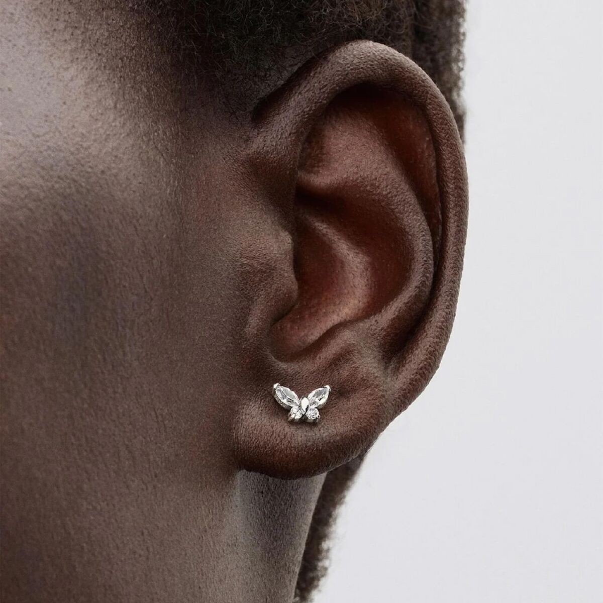 V3H379EE97AC7B95674E6F7610800898626R7515035P3