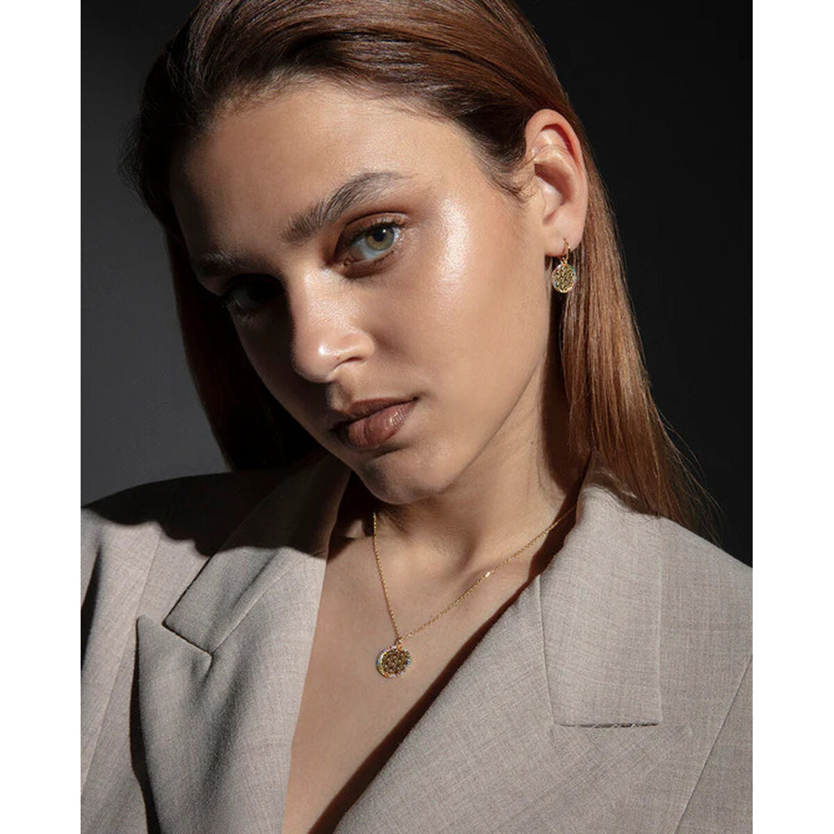 V3HE18B254D557FE345403AC24188290AEAR6819276P2