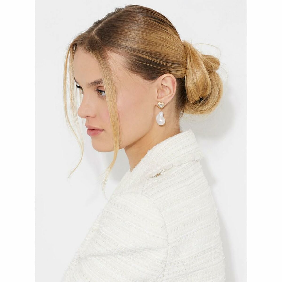 V9HAA3D30C3A9762EE4E3E9C2A1E1EDB1F5R6626241P5