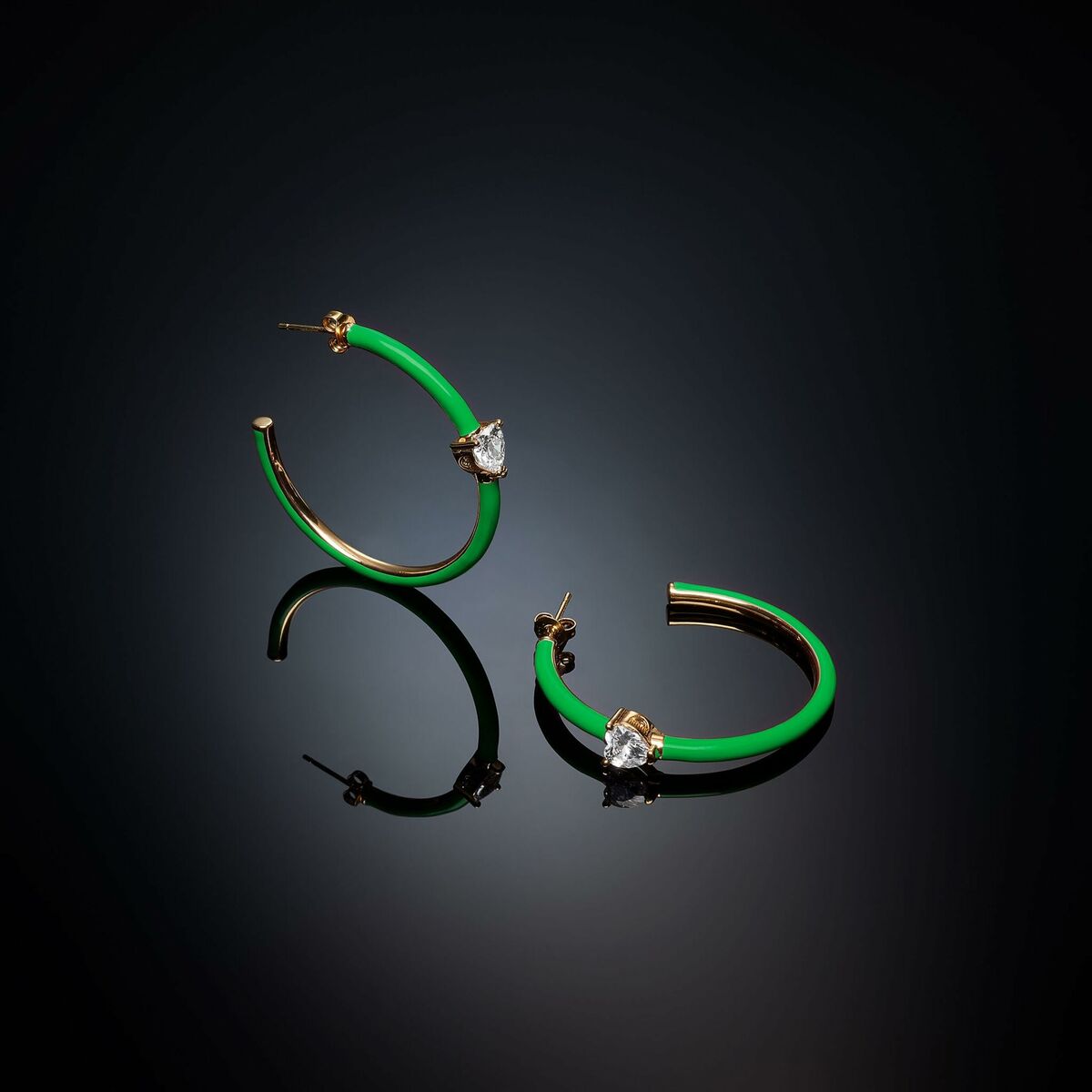 V3HCC7AAC34DB576D607E61E719056F8C0DR7046944P3