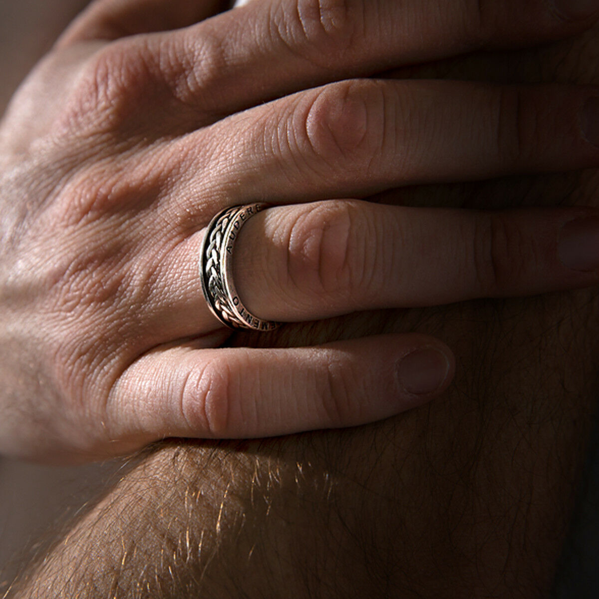 V4H24518E6F904C2AFD218C2E24932D2321R5809805P3