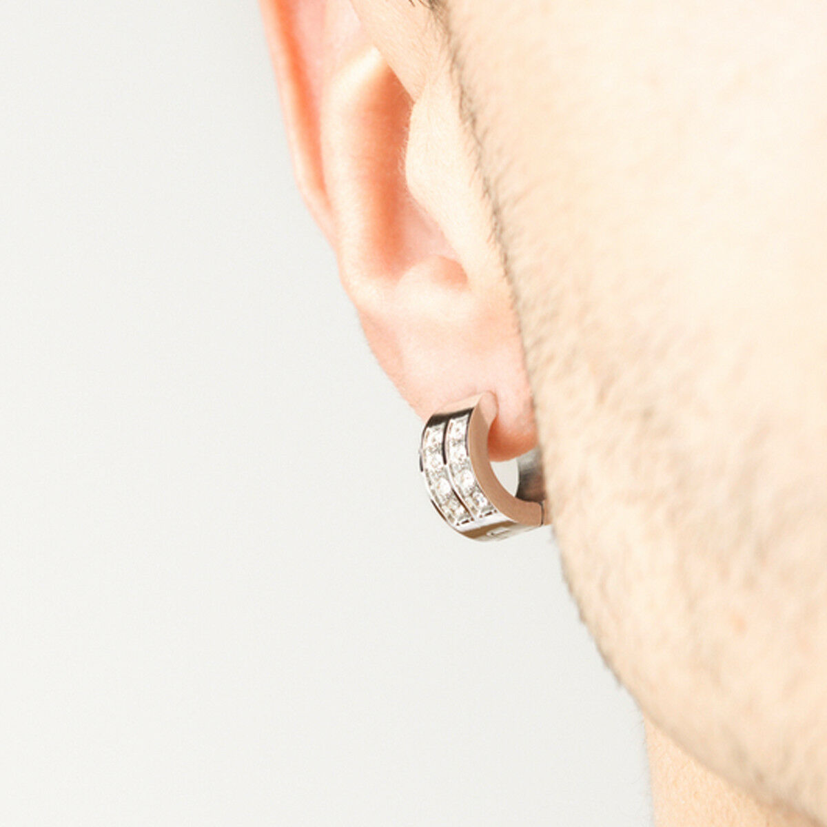 V5H8E126F29B74A1F3F30A30D94A4A54005R5052632P2