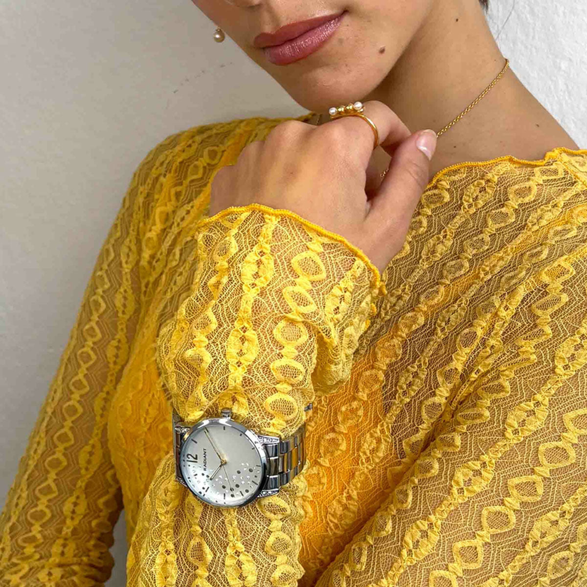 V3HFFCB61CF9F725D93FBFA08BAF5426151R7430204P4