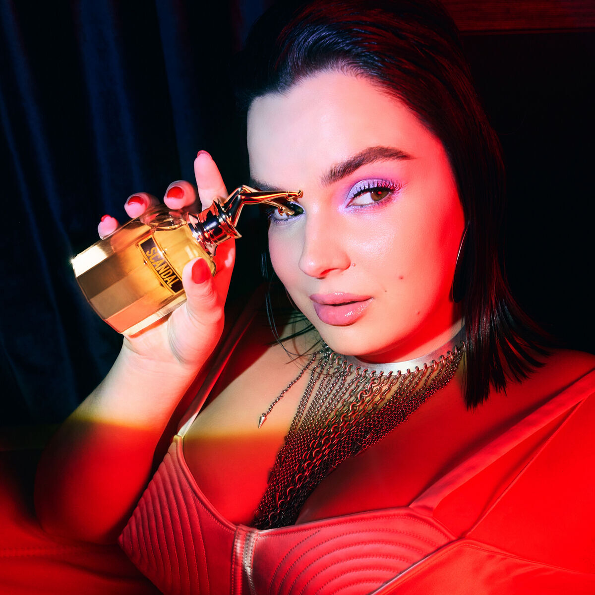 V3H6C0F8F1A5568F70F7151CBD234B02480R7502533P4