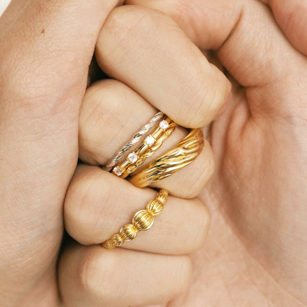 V4HCBEC1E00811FEFB714B0B68D109160FFR5776171P4